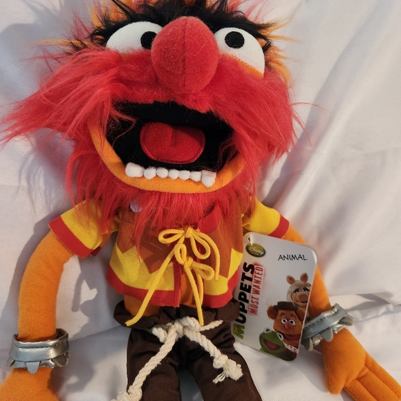 Animal plush from The Muppets Most Wanted Movie. Rare find. NWT. - Picture 4 of 7